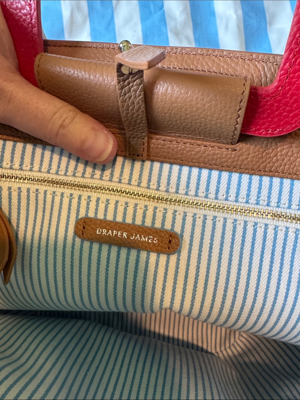 Draper James Tan Tote with Burgundy Pocket and Red Handles/Strap - Picture 2 of 6